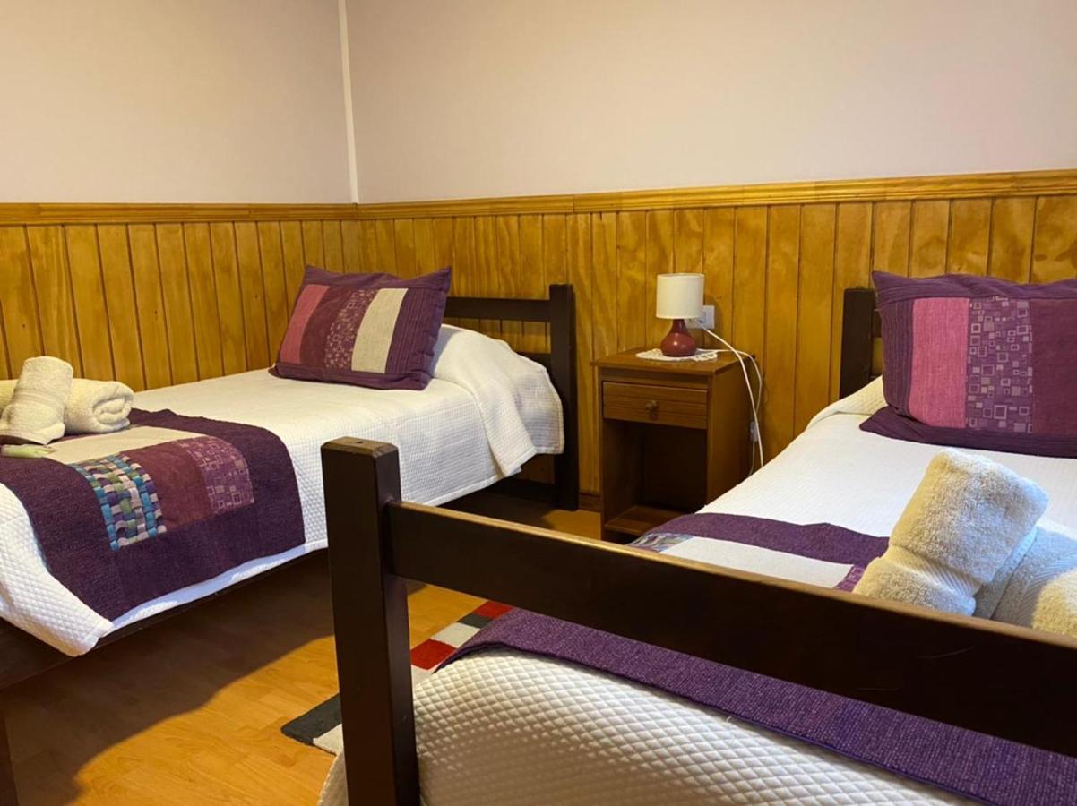 Hostal America en Puerto Natales Exterior foto