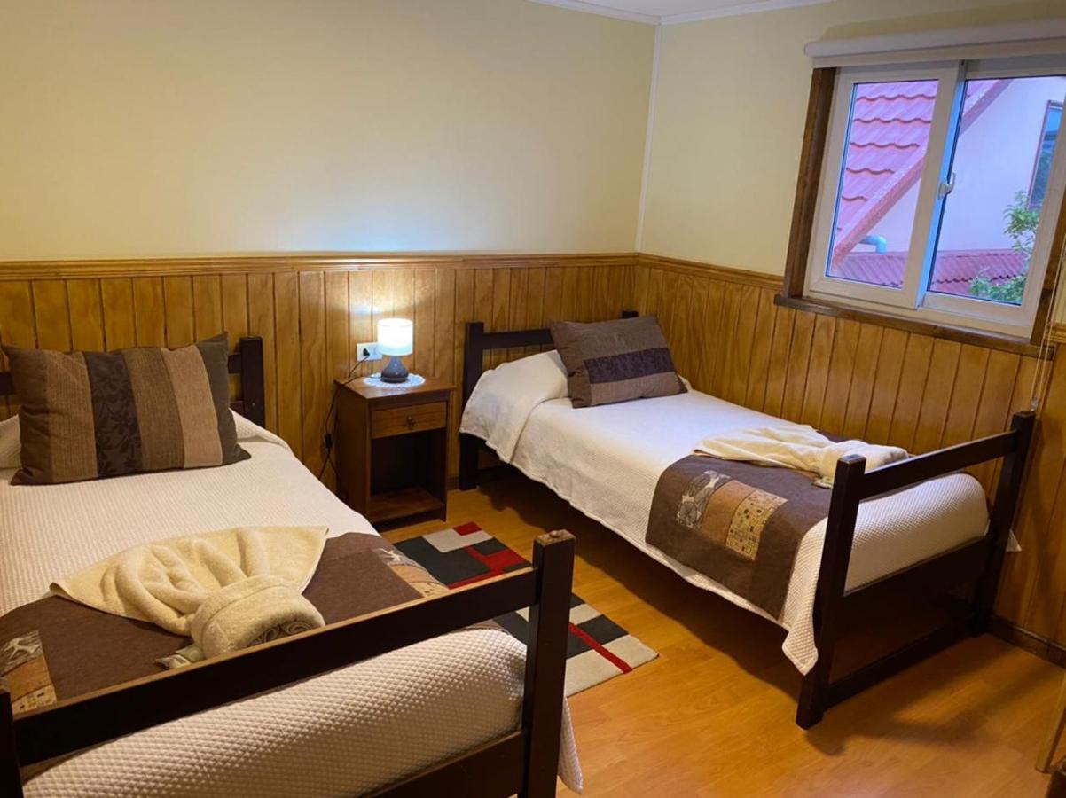 Hostal America en Puerto Natales Exterior foto