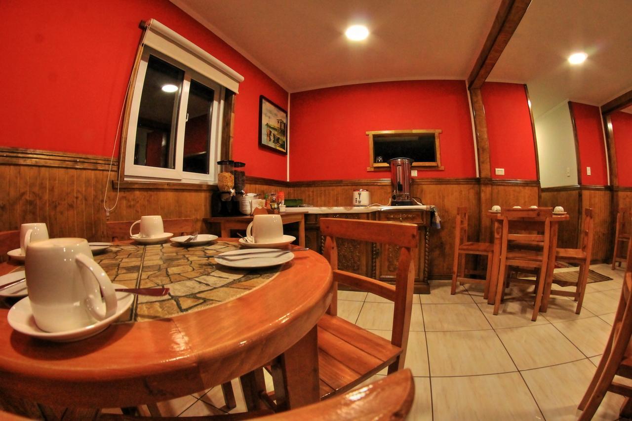 Hostal America en Puerto Natales Exterior foto